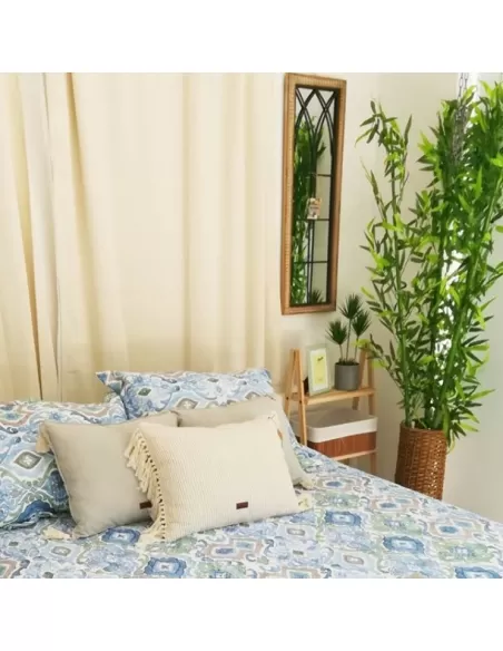 Torre con 3 estantes